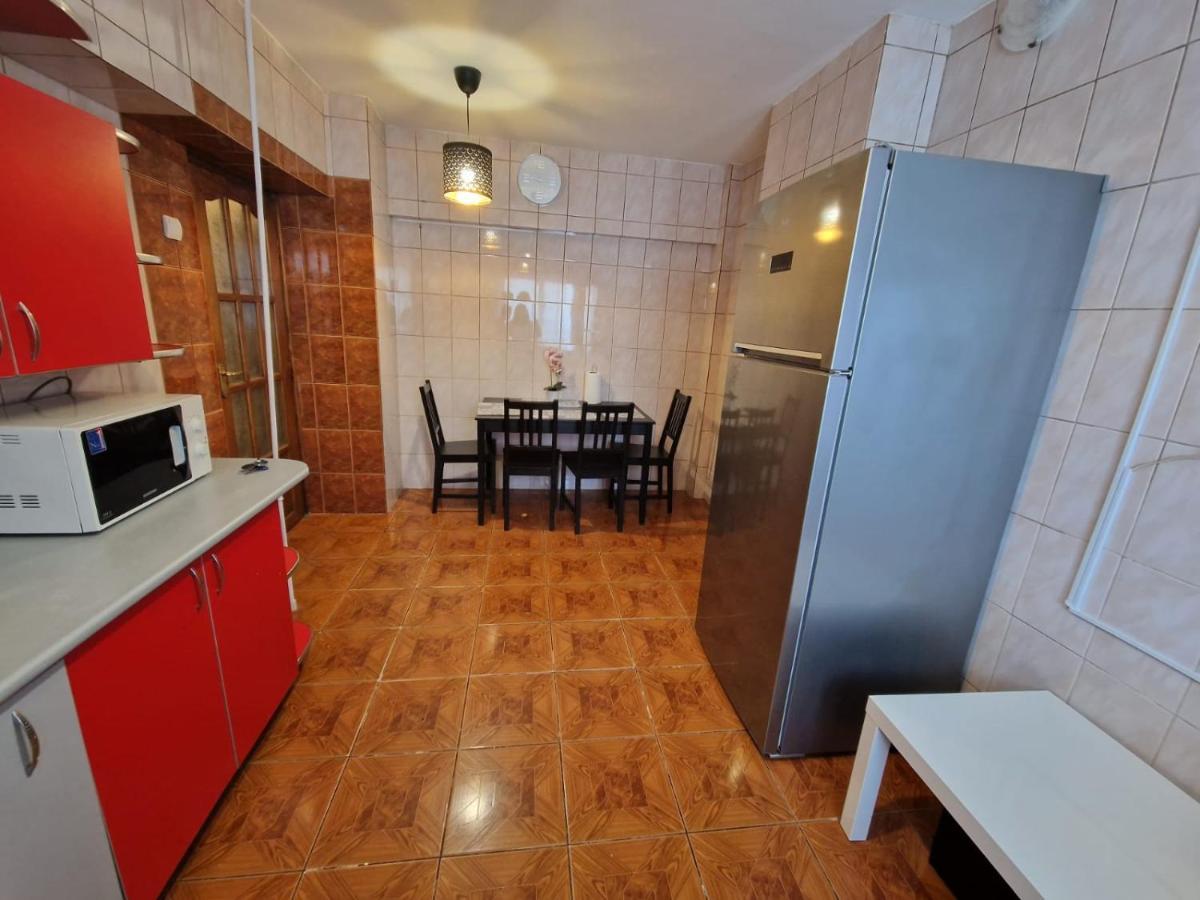 Apartment Piata Muncii With A View บูคาเรสต์ ภายนอก รูปภาพ